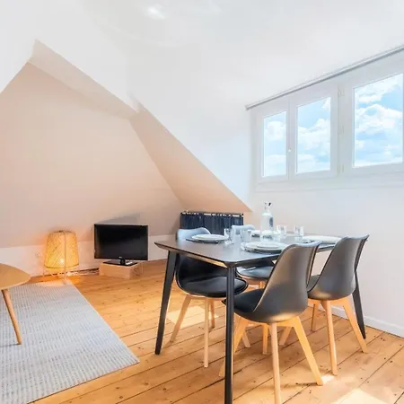 Bright One Bedroom Next To Wazemmes Market Apartmán Lille