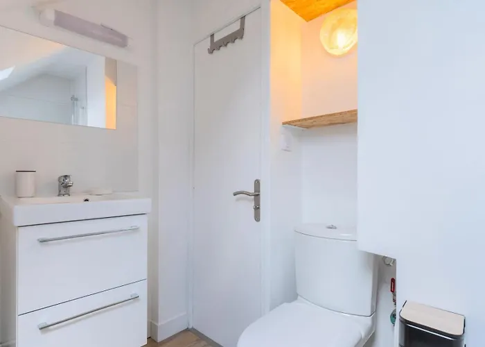 Bright One Bedroom Next To Wazemmes Market *