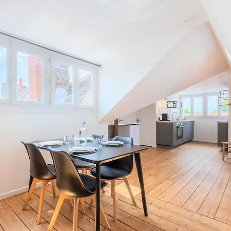 아파트 Bright One Bedroom Next To Wazemmes Market *